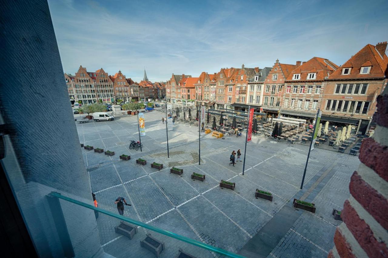 Agora Tournai Wellness Suites 3 Appartements Touristiques Sur La Grand-Place Extérieur photo